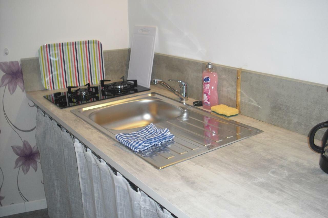 Apartamento Lou Mas Li Pitchoun "Le Cortassien " Gordes Exterior foto